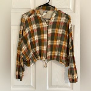 Star Cody Vintage Plaid Cropped Zip Up Shirt